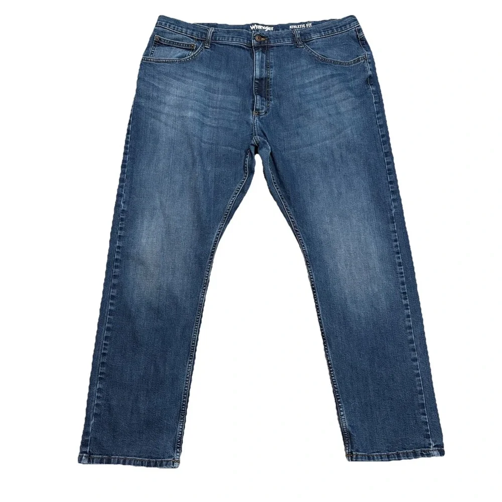 Wrangler Athletic Fit Straight Leg Jeans 40x29 Medium Wash Men's‎ Jeans